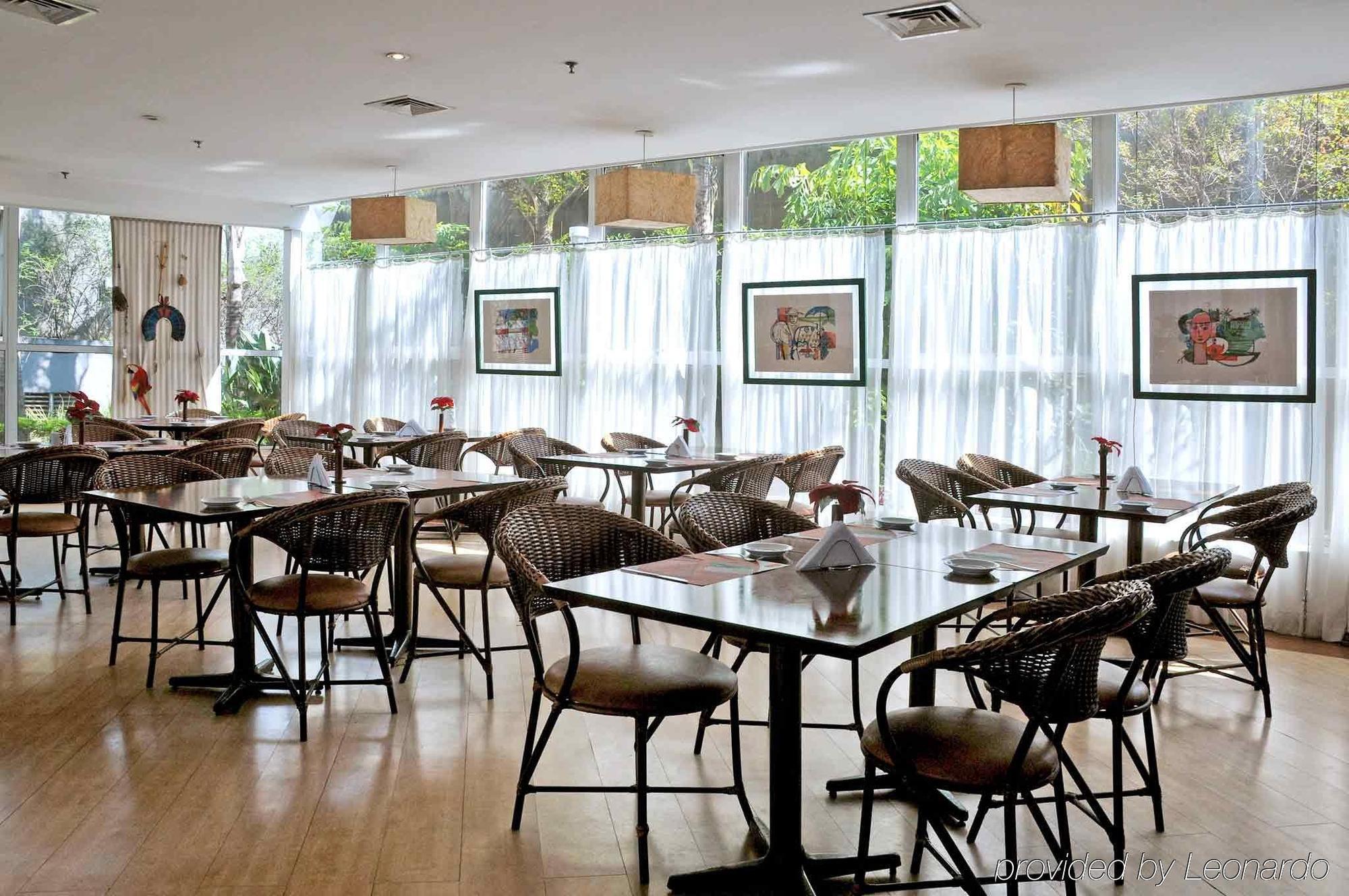 Mercure São Paulo Ginasio Ibirapuera Restaurante foto